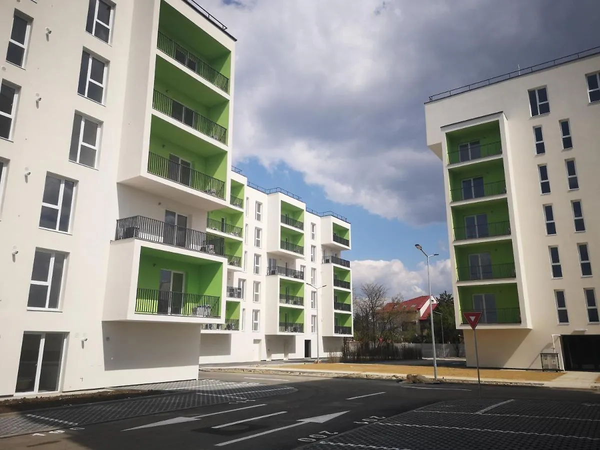 Apartament Quadra Trees Studio Hotel Bucureşti
