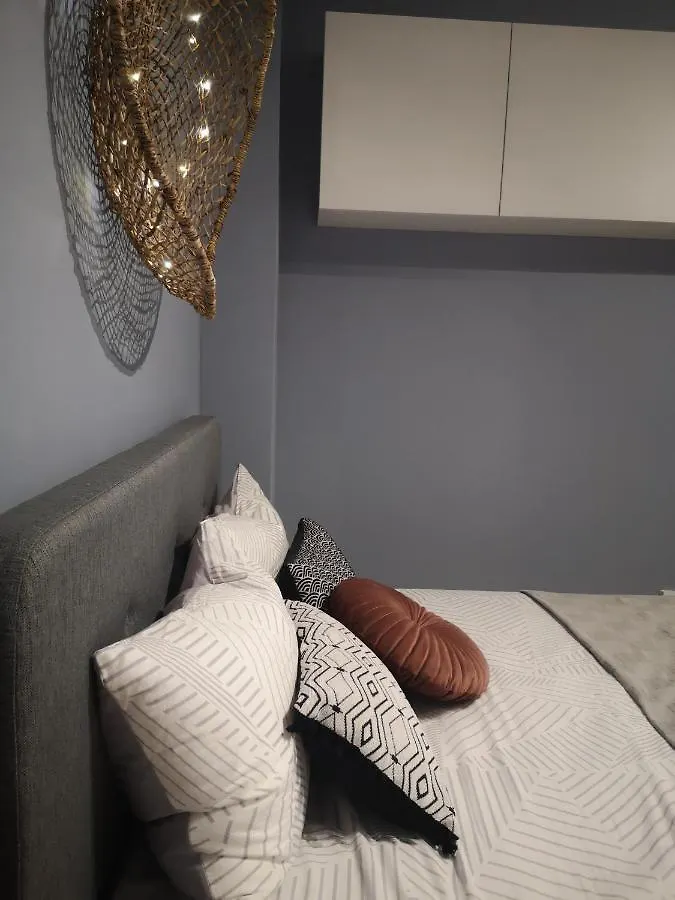 Apartament Quadra Trees Studio Hotel Bucureşti