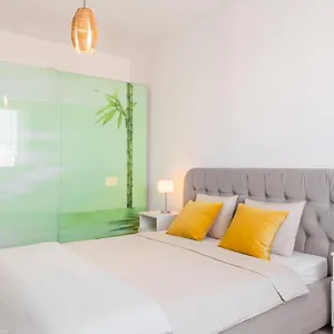  Apartament Lovely With View